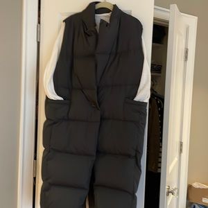 Womens ankle length down vest. OS.